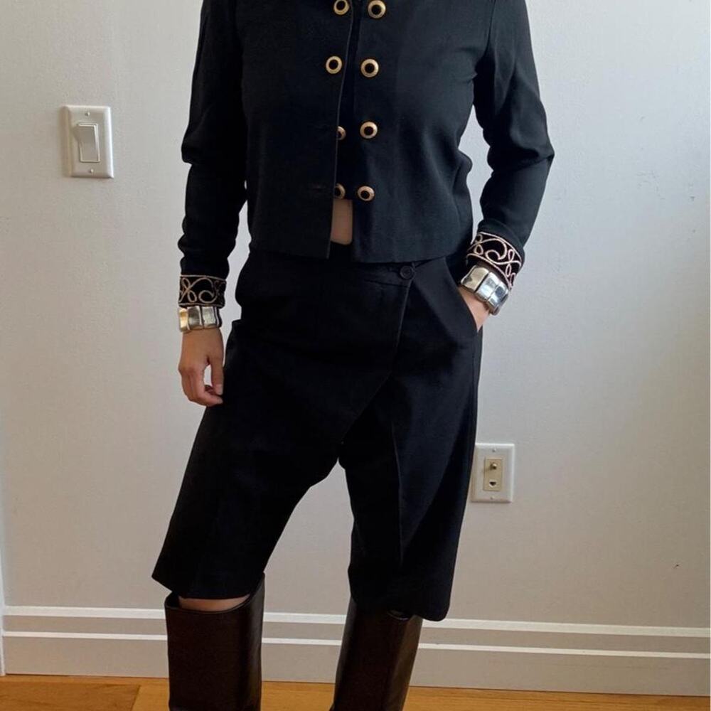 Vintage Jessica Howard Petite Black & Gold Embroidered Cropped Blazer Jacket